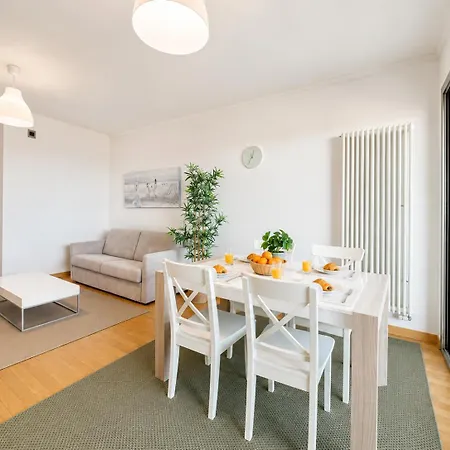 Apartment Torri Camuzzi Exclusive Luxury - 2 2 Bagni - Jacuzzi - Terrazza - Posto Auto Privato Pescara