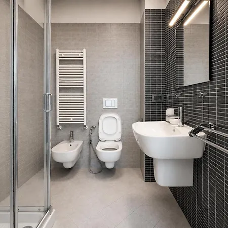 Torri Camuzzi Exclusive Luxury - 2 2 Bagni - Jacuzzi - Terrazza - Posto Auto Privato Pescara