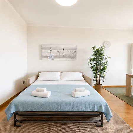 Apartment Torri Camuzzi Exclusive Luxury - 2 2 Bagni - Jacuzzi - Terrazza - Posto Auto Privato Pescara